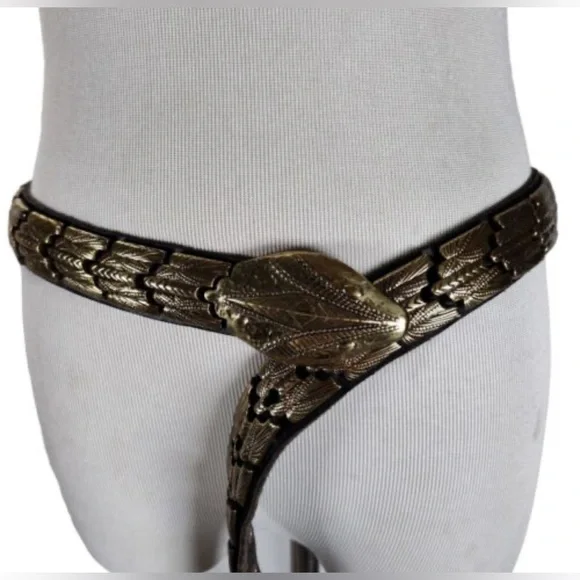 Vintage スネーク ヘッド メタル レザー ベルト 80s 90s Vintage | Accessories | Vintage 8s Viper Snake Belt Size Ml